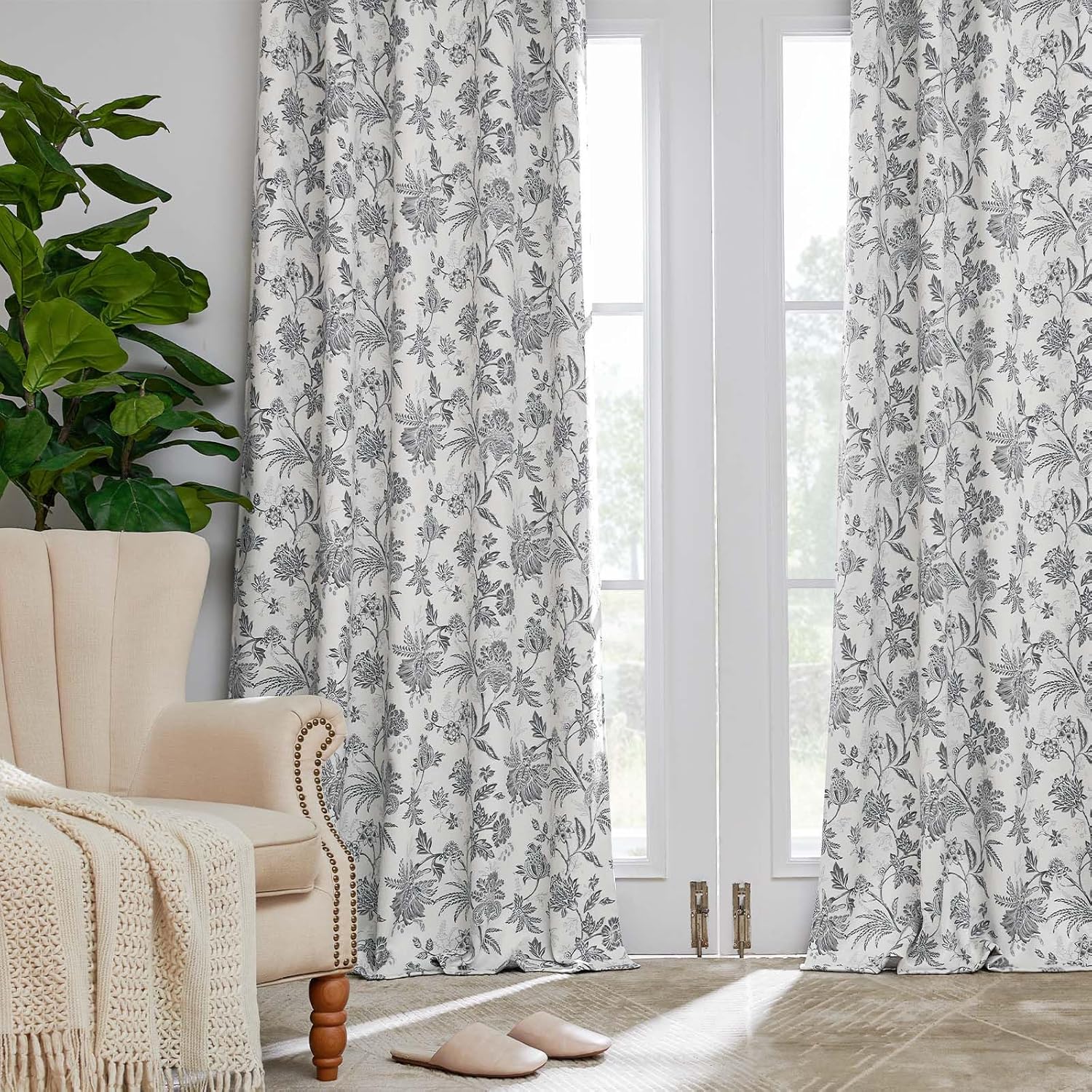 Vangao Floral Blackout Curtains 84 Inch 2 Panels
